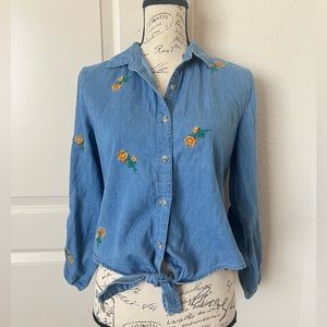 Harper Heritage Womens Long Sleeve Embroidery Floral Button Front Chambray Top M